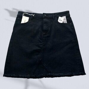 NWT Vince Camuto Highland Jet Black Mini Skirt Fringe Bottom Size 10